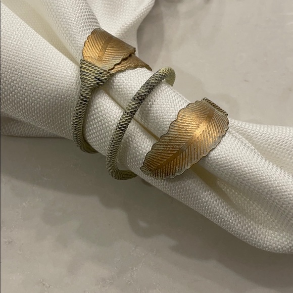 Gold napkin holders - Picture 1 of 3
